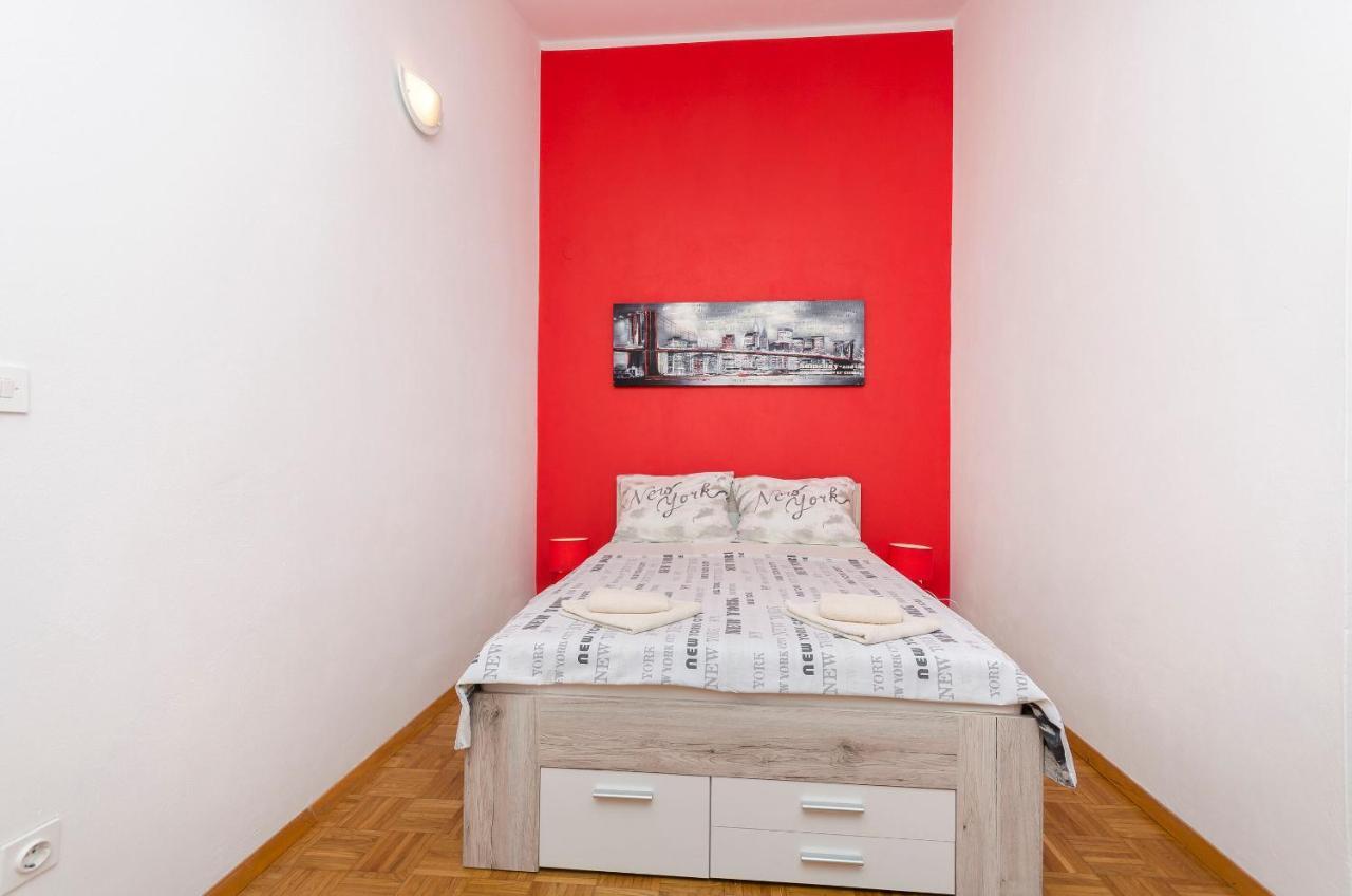 Apartments And Room Take It Easy Tribalj 外观 照片